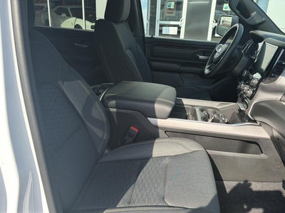 2027 RAM 1500 RAM 1500 EXPRESS CREW CAB 4X4 5'7' BOX