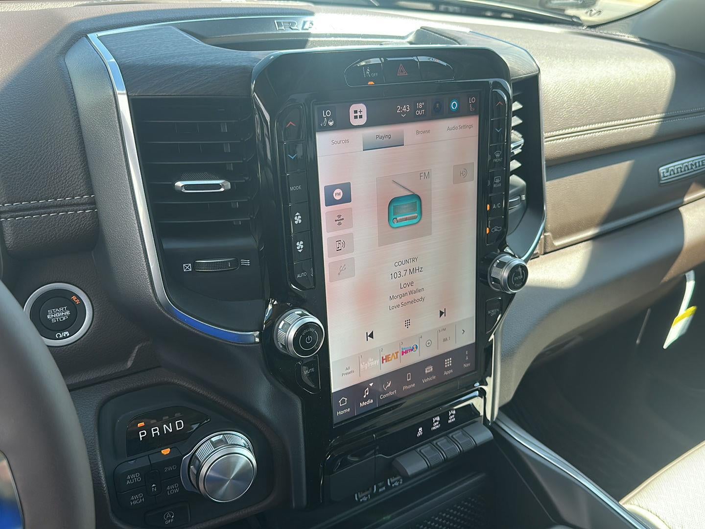 2025 RAM 1500 RAM 1500 LARAMIE CREW CAB 4X4 5'7' BOX