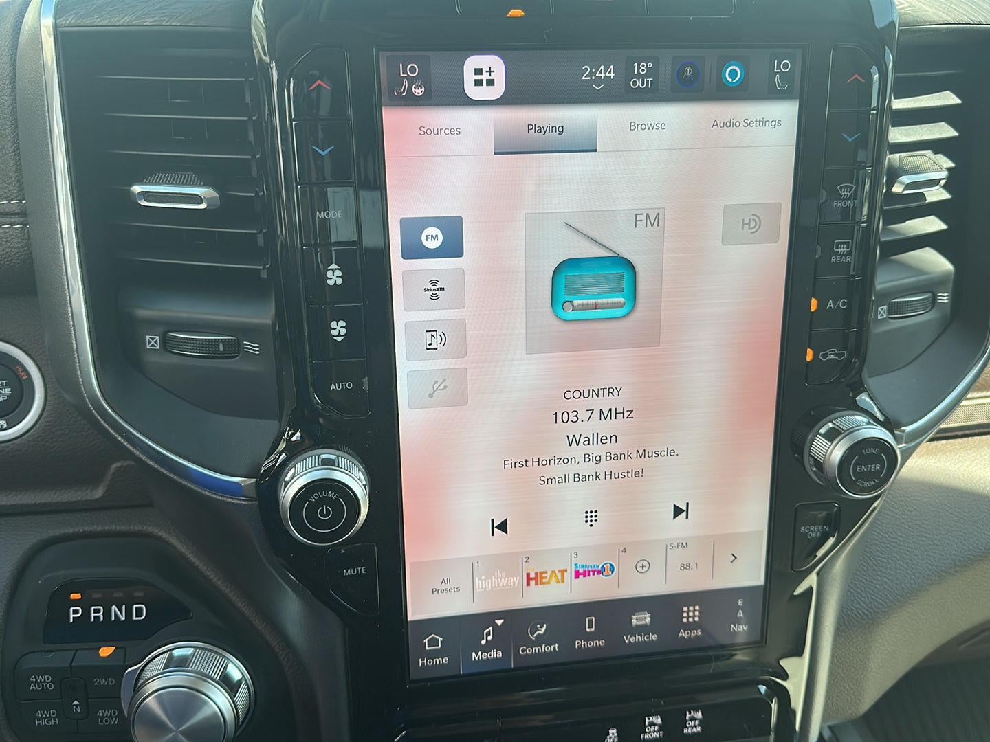 2025 RAM 1500 RAM 1500 LARAMIE CREW CAB 4X4 5'7' BOX