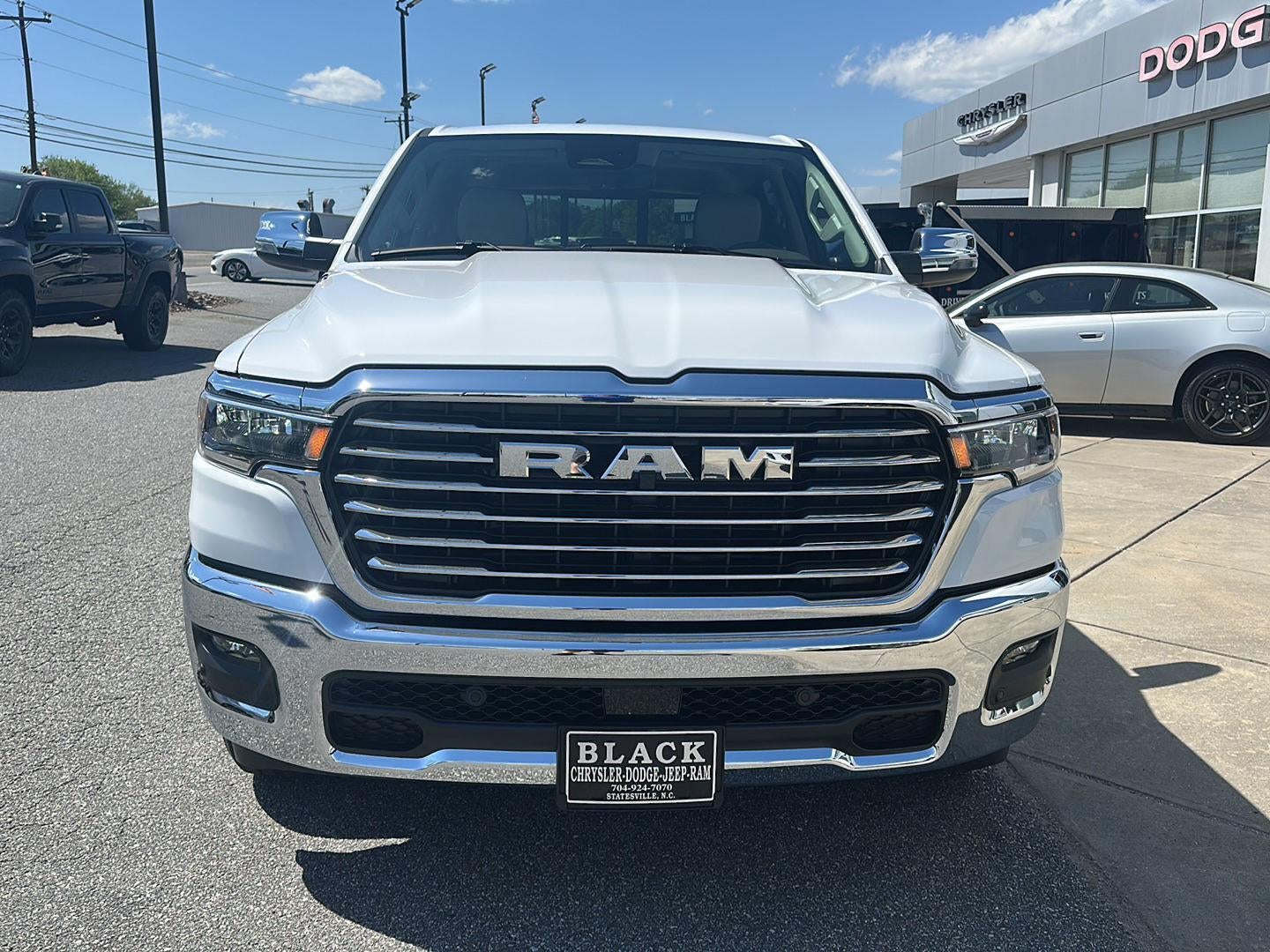 2025 RAM 1500 RAM 1500 LARAMIE CREW CAB 4X4 5'7' BOX