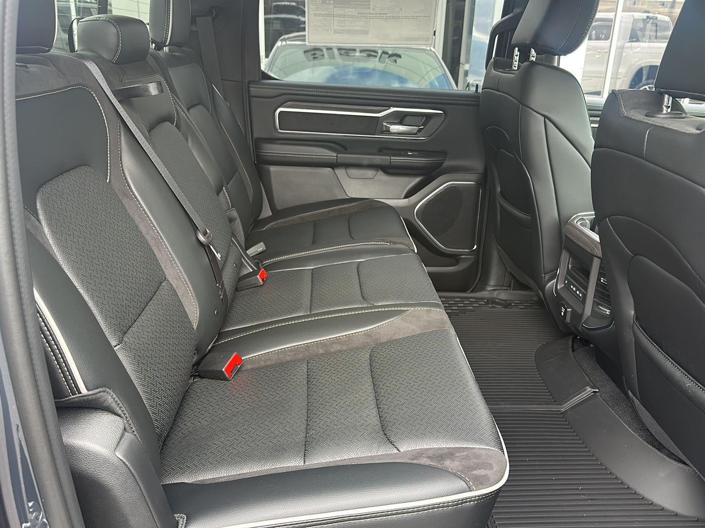 2026 RAM 1500 RAM 1500 LARAMIE CREW CAB 4X4 5'7' BOX