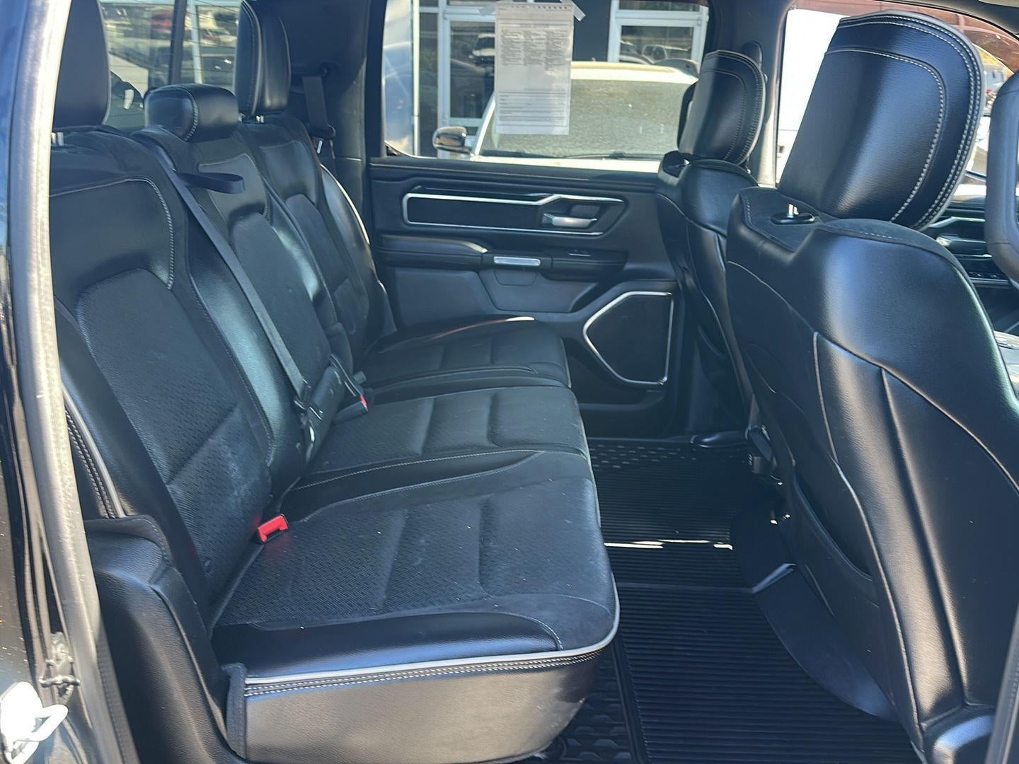 2019 RAM 1500 Laramie Crew Cab 4x4 5'7' Box