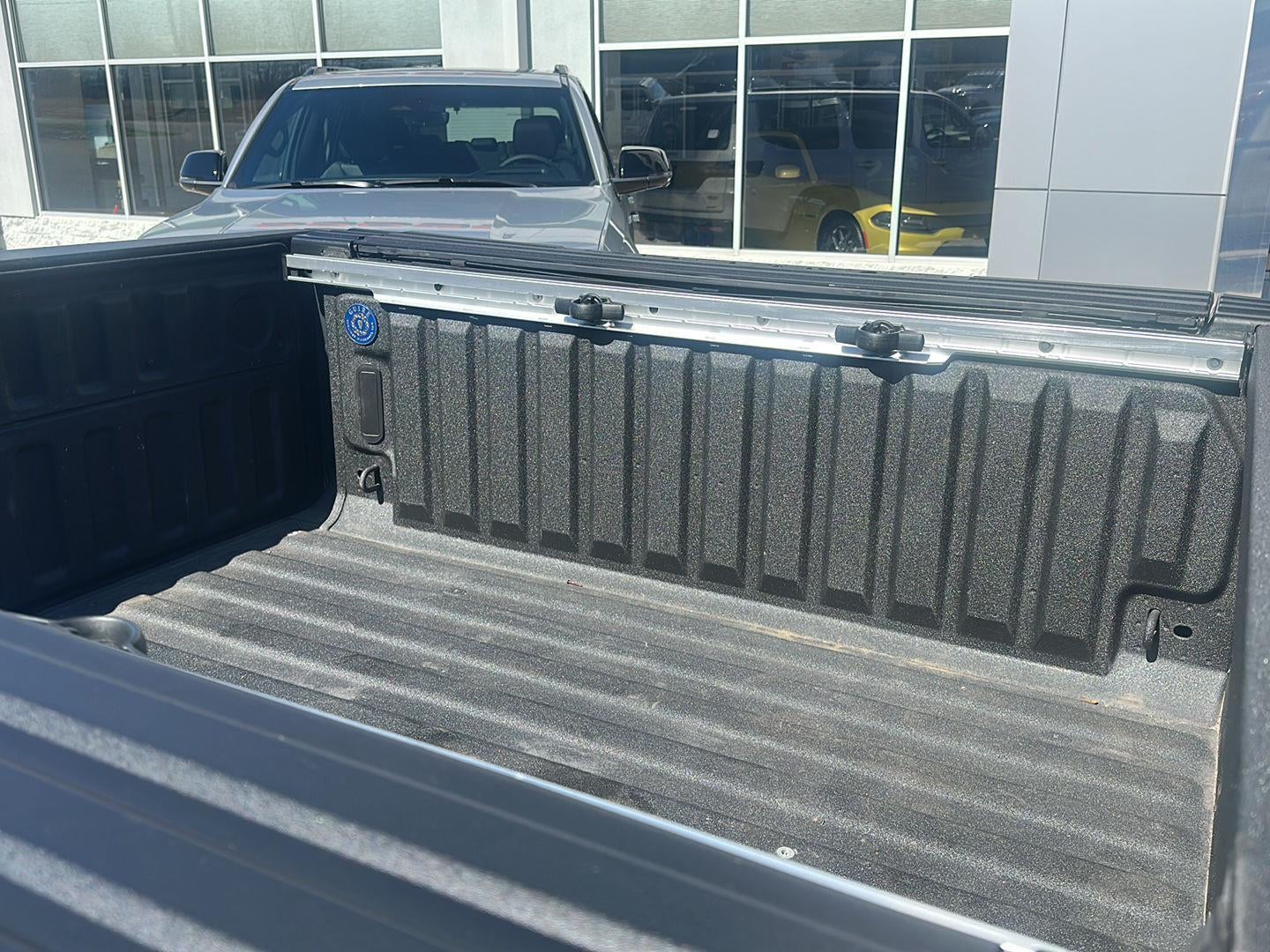 2023 RAM 1500 Laramie Crew Cab 4x4 5'7' Box