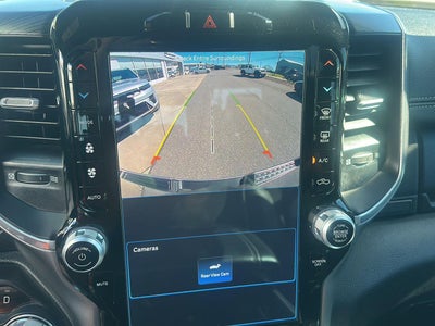 2023 RAM 1500 Laramie Crew Cab 4x4 5'7' Box