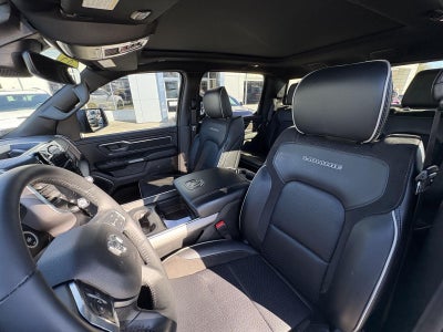 2023 RAM 1500 Laramie Crew Cab 4x4 5'7' Box