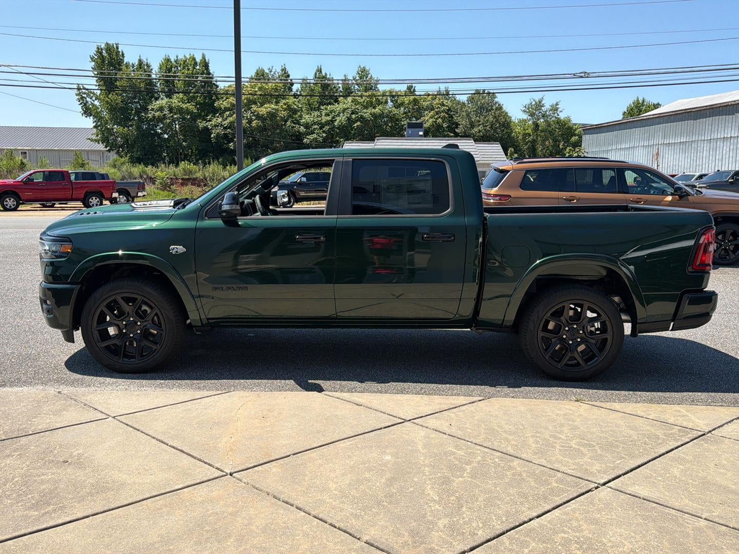 2026 RAM 1500 RAM 1500 LARAMIE CREW CAB 4X4 5'7' BOX