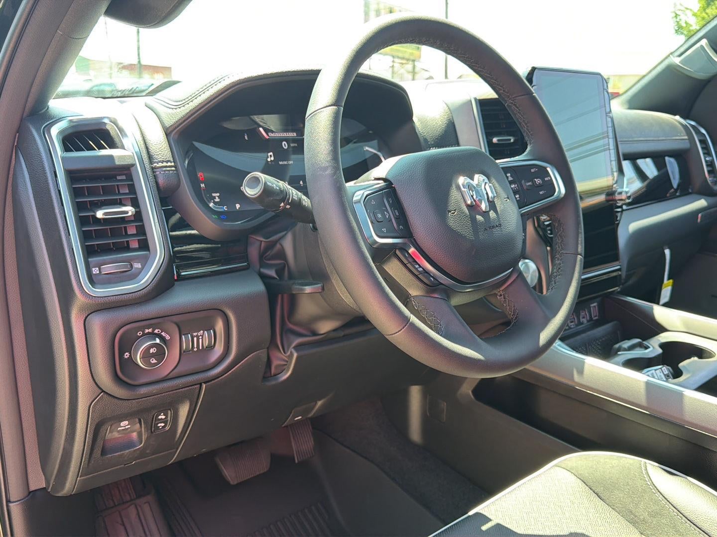 2026 RAM 1500 RAM 1500 LARAMIE CREW CAB 4X4 5'7' BOX