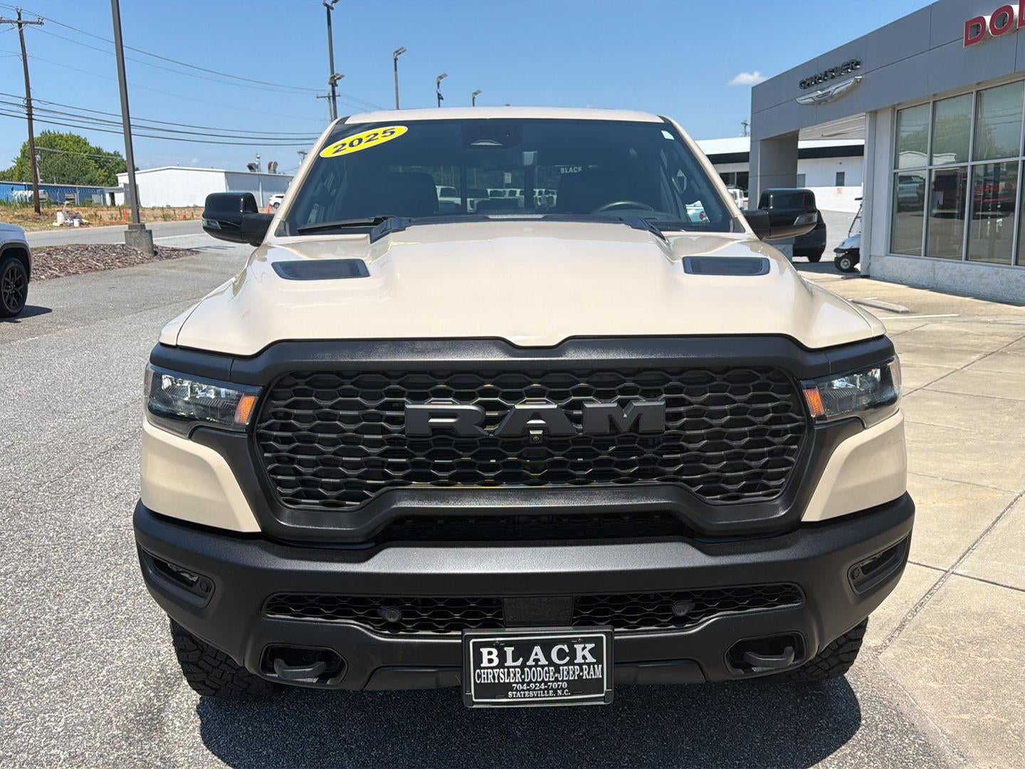 2025 RAM 1500 Rebel Crew Cab 4x4 5'7' Box
