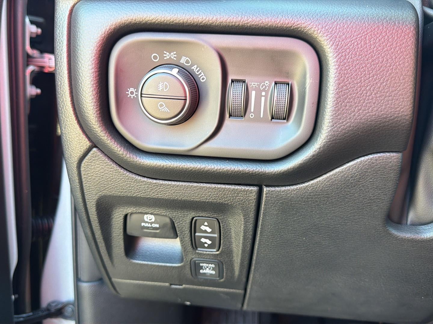 2027 RAM 1500 RAM 1500 REBEL CREW CAB 4X4 5'7' BOX