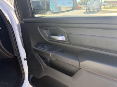 2027 RAM 1500 RAM 1500 TRADESMAN CREW CAB 4X4 6'4' BOX