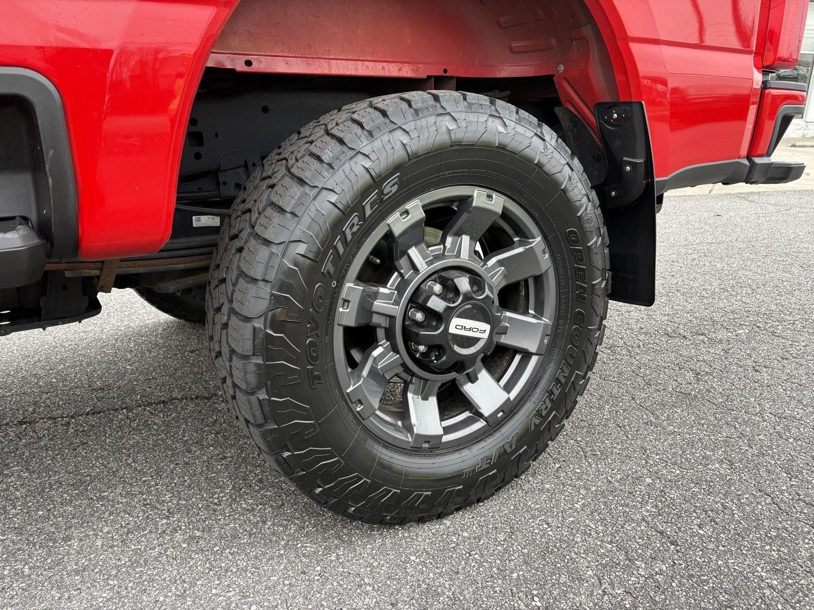 2023 Ford Super Duty F-250 SRW LARIAT