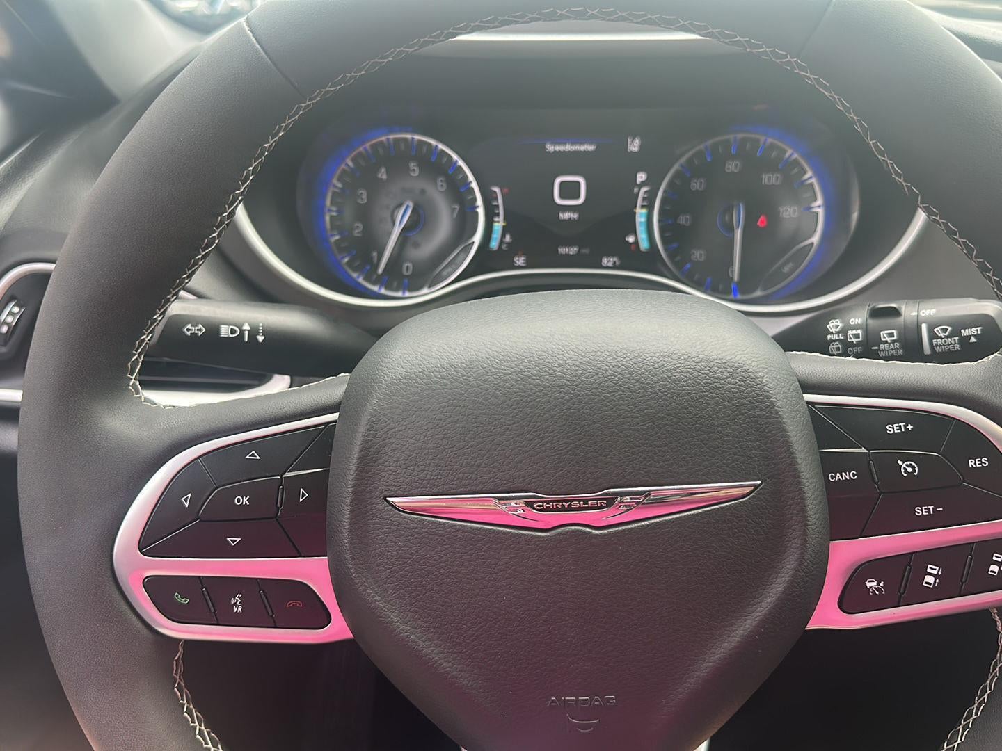 2025 Chrysler Pacifica Select