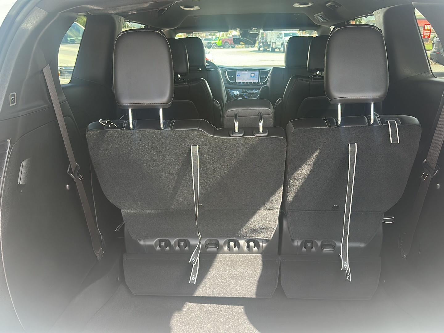 2026 Chrysler Voyager VOYAGER LX