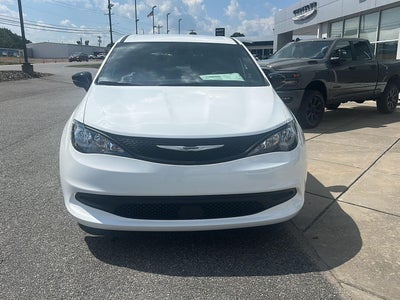 2026 Chrysler Voyager VOYAGER LX