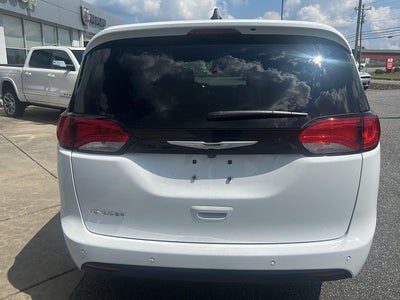 2026 Chrysler Voyager VOYAGER LX