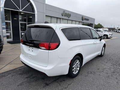 2027 Chrysler Pacifica LX