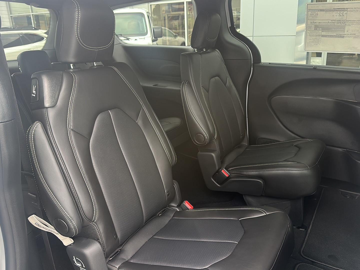 2026 Chrysler Voyager VOYAGER LX