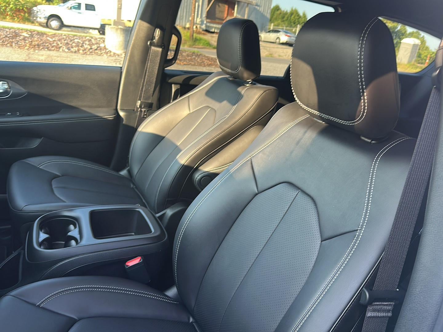 2026 Chrysler Voyager VOYAGER LX