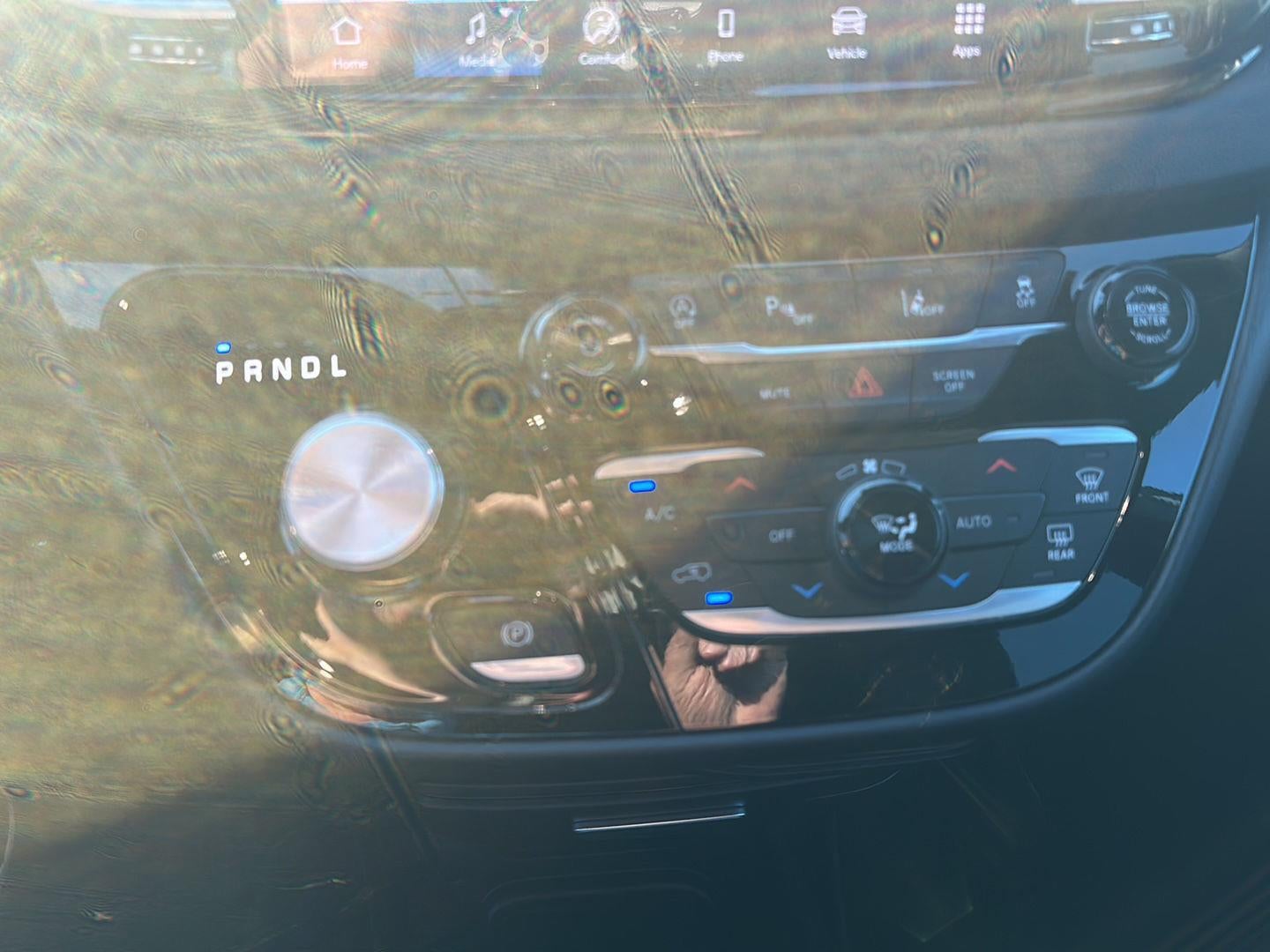 2026 Chrysler Voyager VOYAGER LX