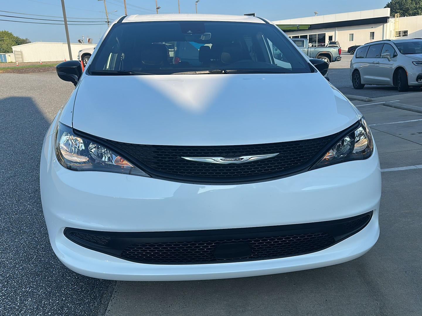 2026 Chrysler Voyager VOYAGER LX