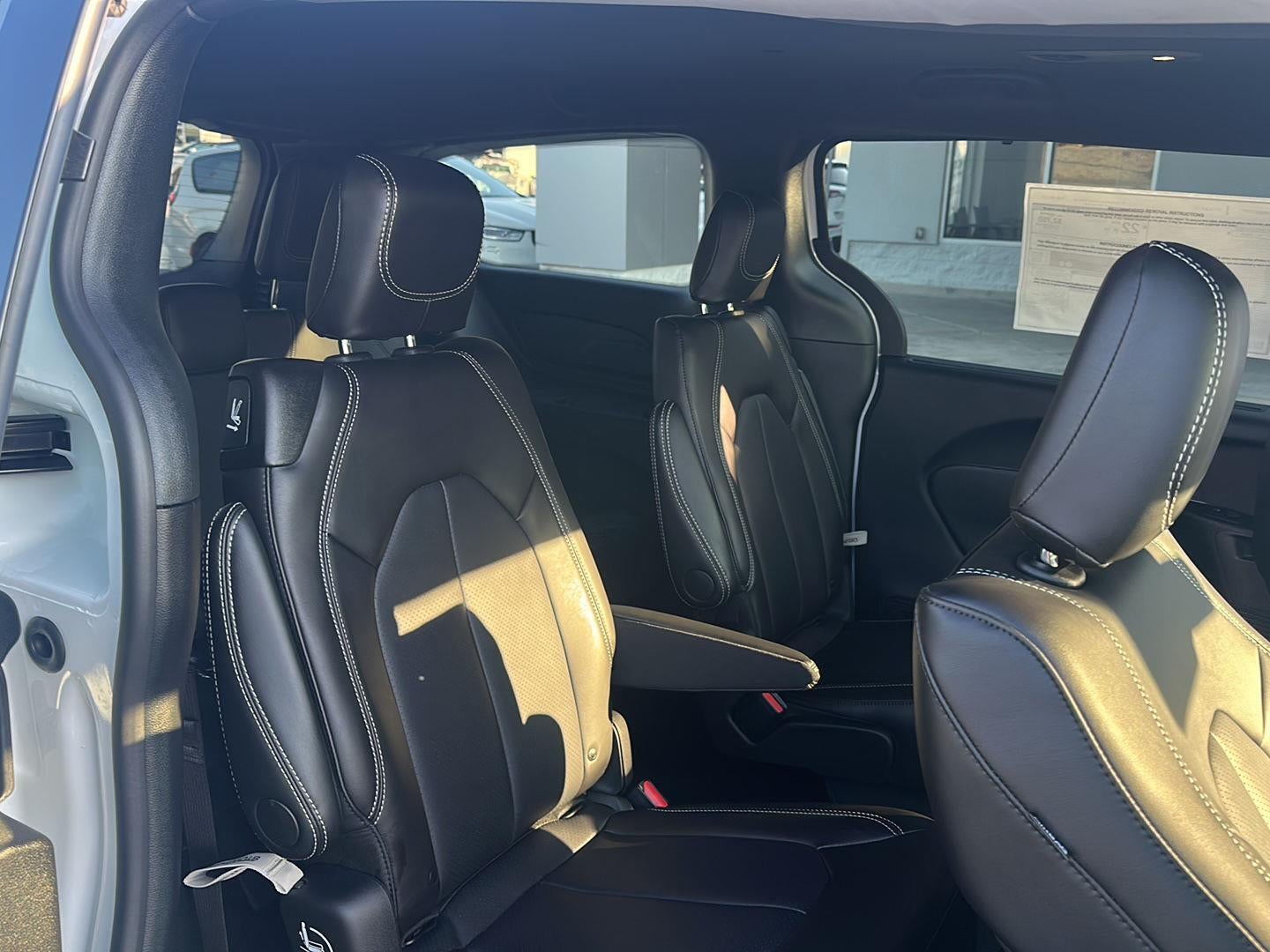 2026 Chrysler Voyager VOYAGER LX