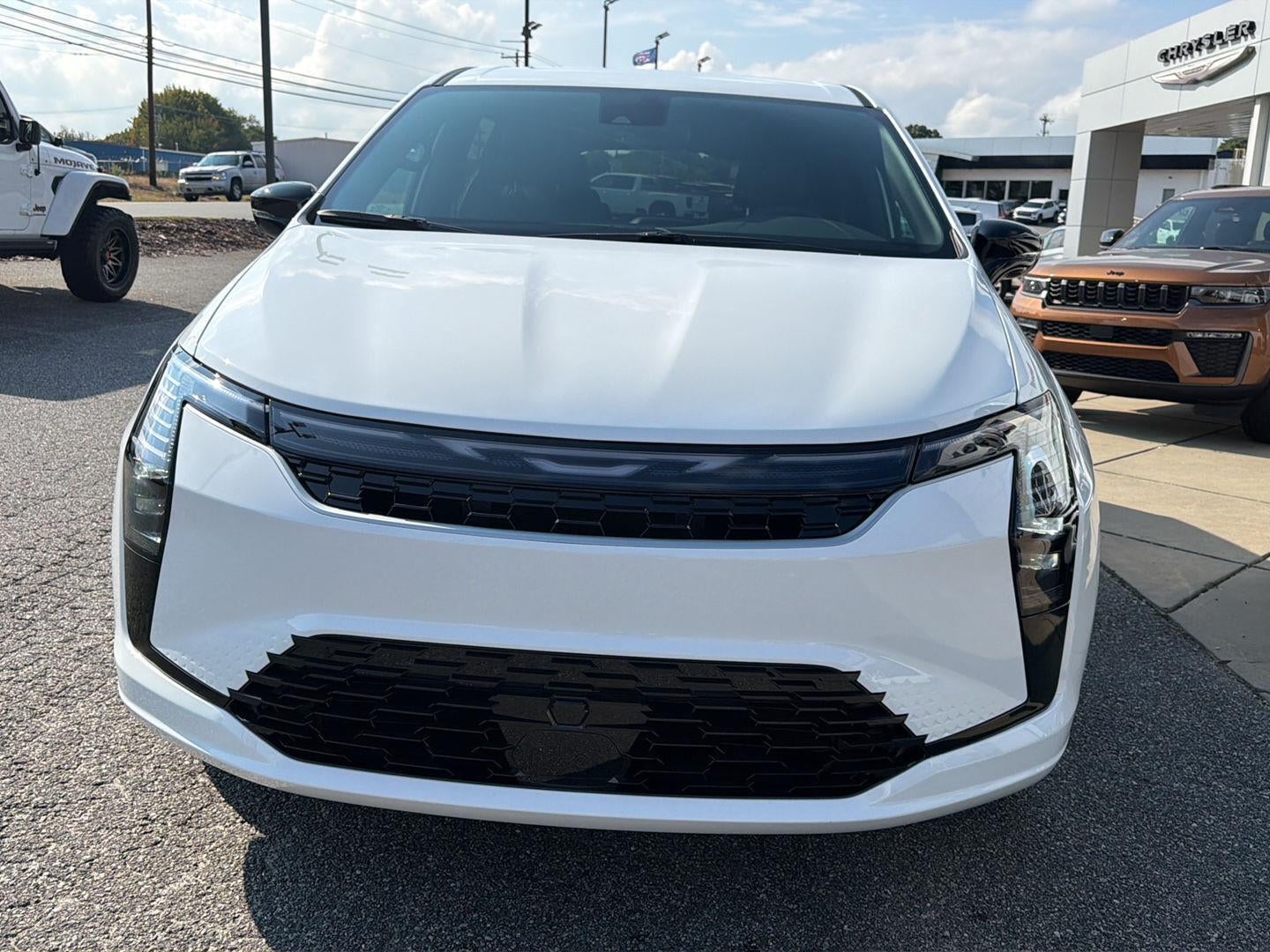 2027 Chrysler Pacifica PACIFICA SELECT AWD