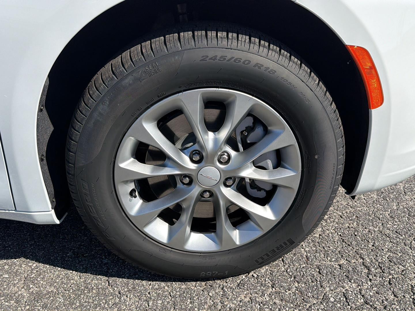 2027 Chrysler Pacifica PACIFICA SELECT AWD