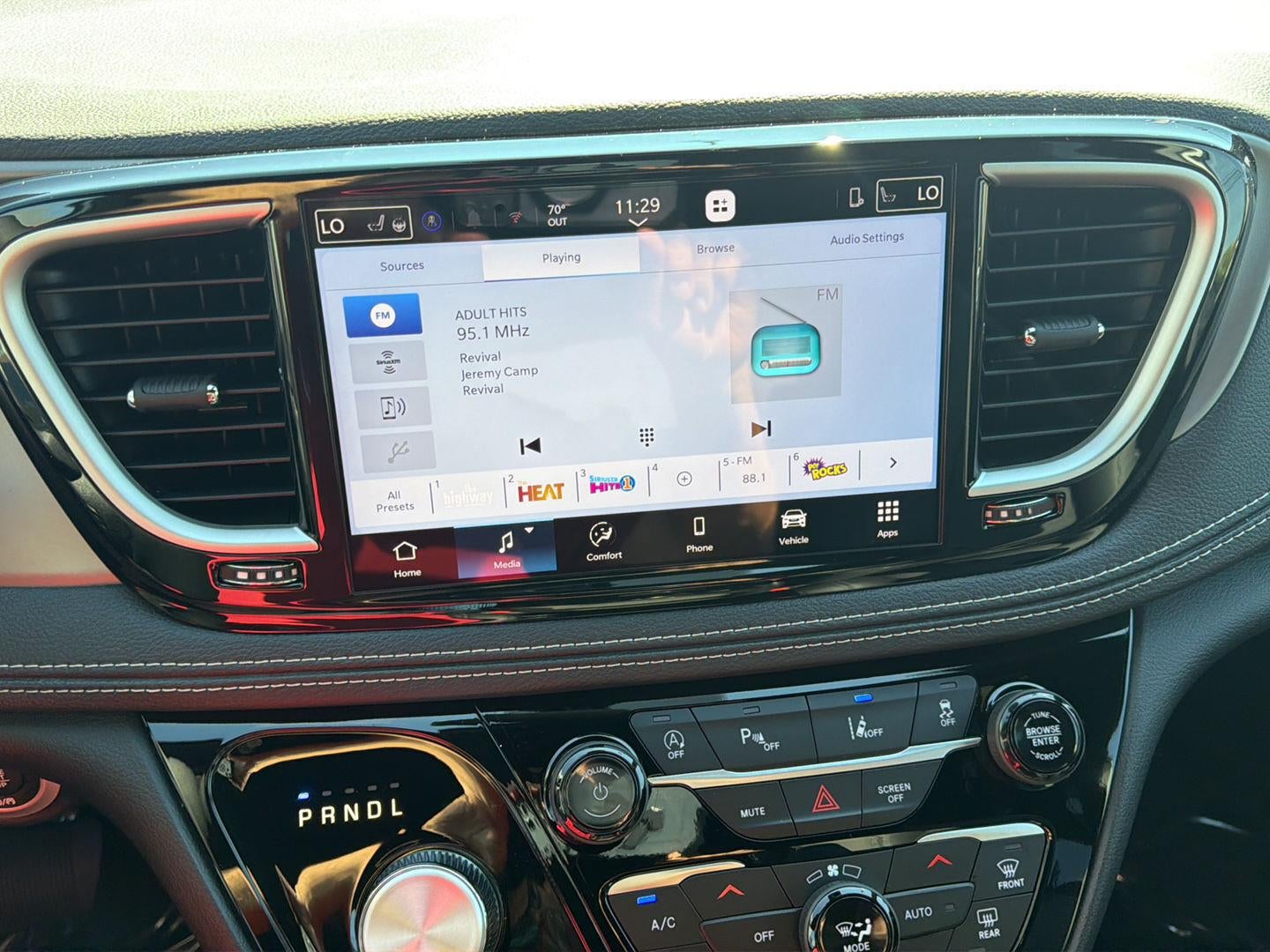 2027 Chrysler Pacifica PACIFICA SELECT AWD