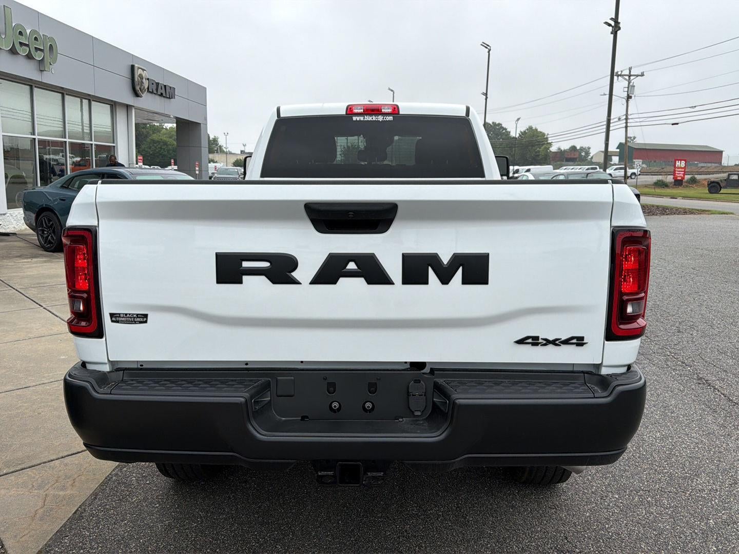 2026 RAM 3500 RAM 3500 TRADESMAN CREW CAB 4X4 8' BOX