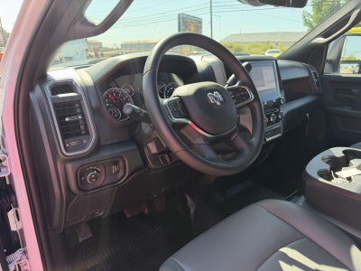 2027 RAM 3500 RAM 3500 TRADESMAN CREW CAB 4X4 8' BOX