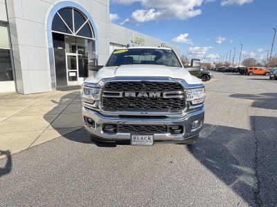 2024 RAM 3500 Tradesman Crew Cab 4x4 8' Box