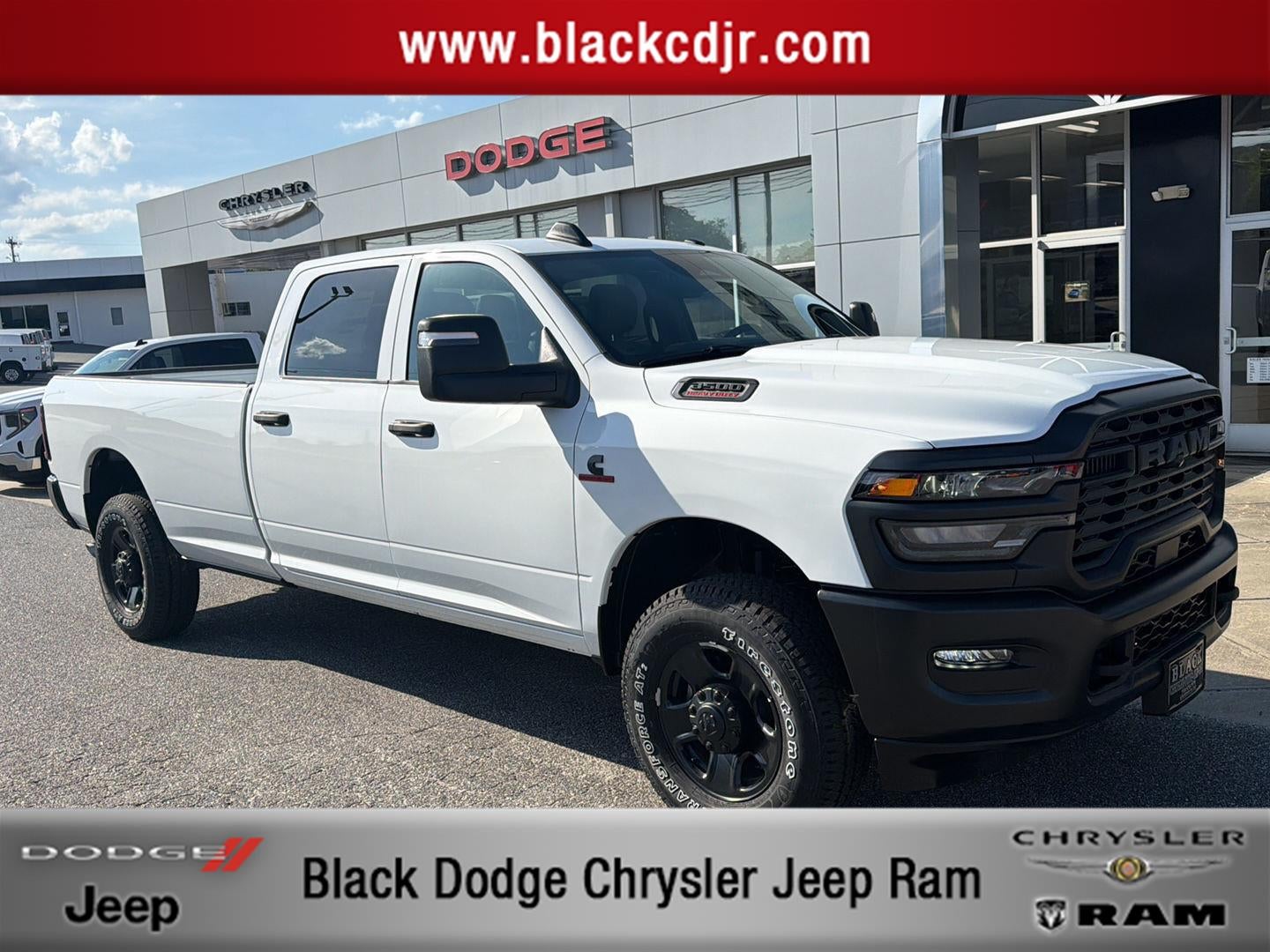 2026 RAM 3500 RAM 3500 TRADESMAN CREW CAB 4X4 8' BOX