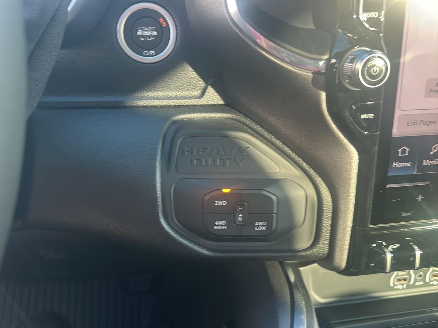 2026 RAM 2500 RAM 2500 LARAMIE CREW CAB 4X4 6'4' BOX