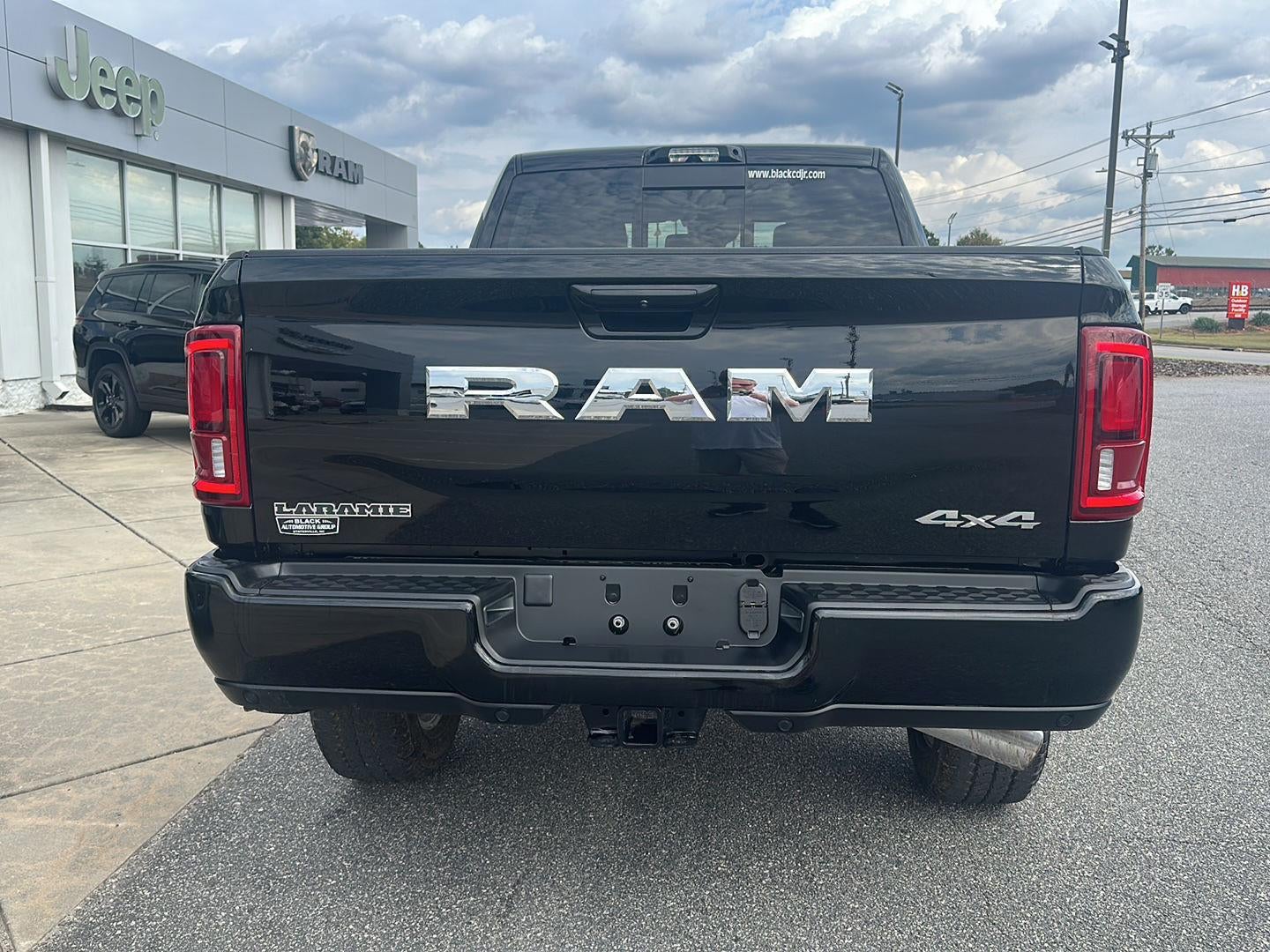 2026 RAM 2500 RAM 2500 LARAMIE CREW CAB 4X4 6'4' BOX