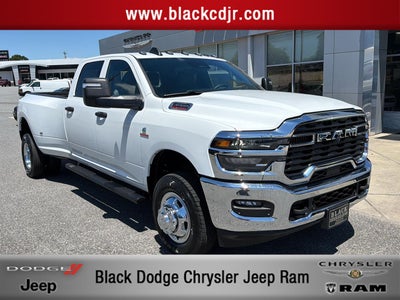 2026 RAM 3500 RAM 3500 TRADESMAN CREW CAB 4X4 8' BOX