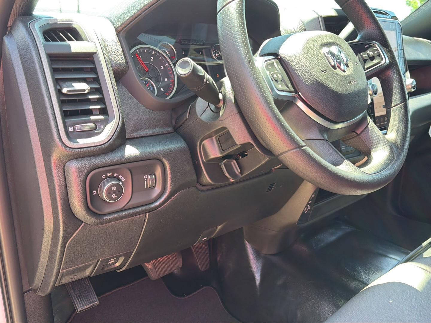 2026 RAM 3500 RAM 3500 TRADESMAN CREW CAB 4X4 8' BOX