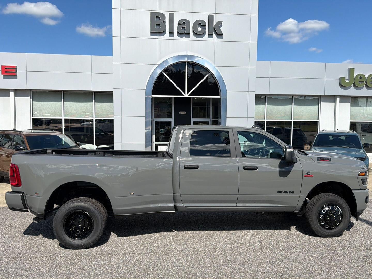 2026 RAM 3500 RAM 3500 BIG HORN CREW CAB 4X4 8' BOX