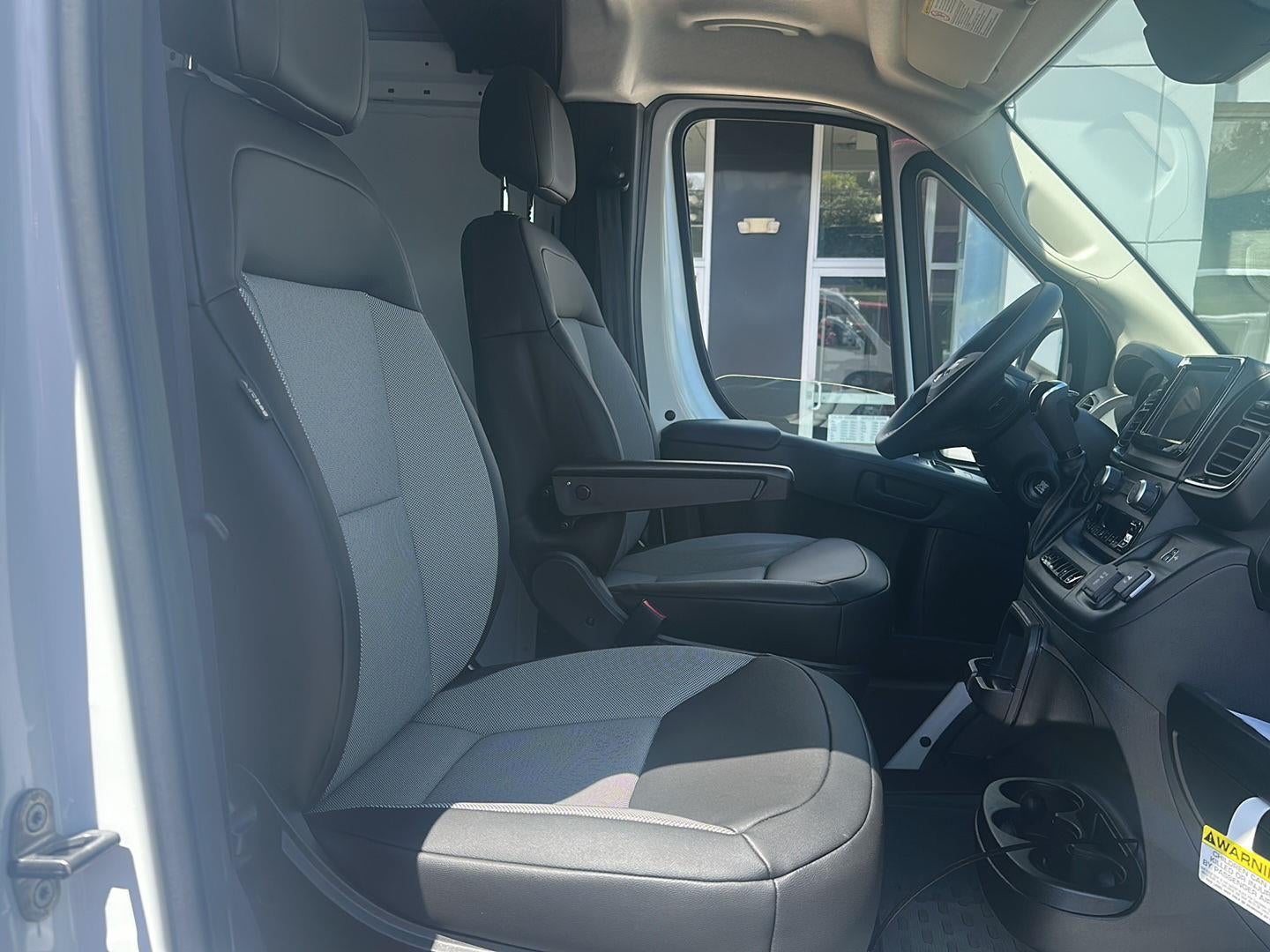 2025 RAM Promaster RAM PROMASTER 1500 TRADESMAN CARGO VAN LOW ROOF 136' WB