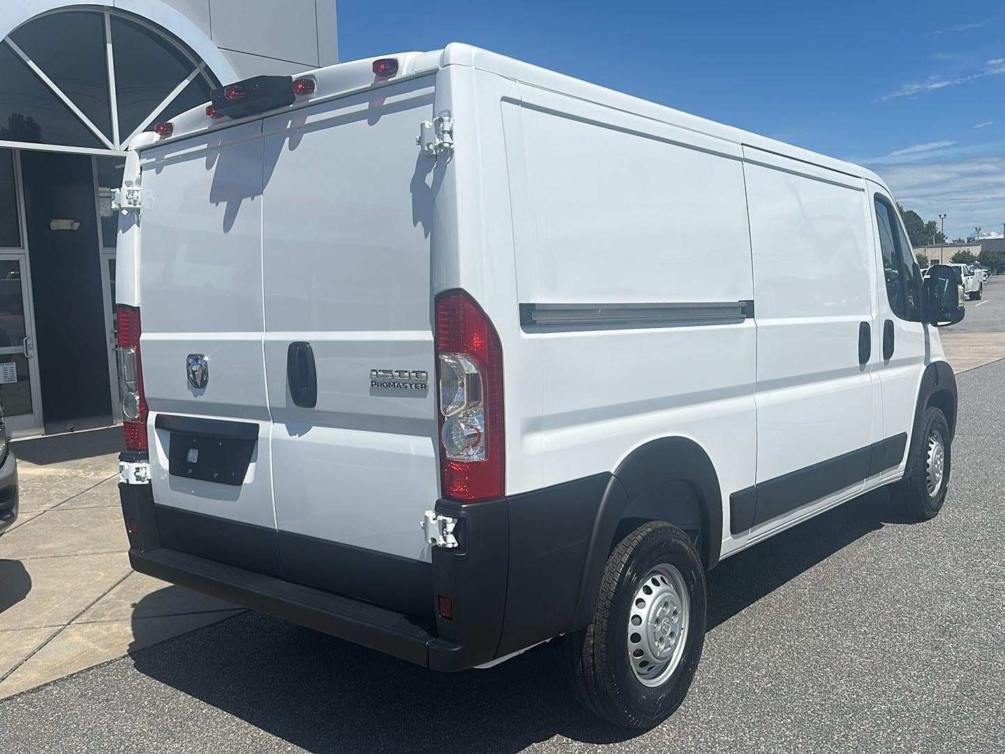 2025 RAM Promaster RAM PROMASTER 1500 TRADESMAN CARGO VAN LOW ROOF 136' WB