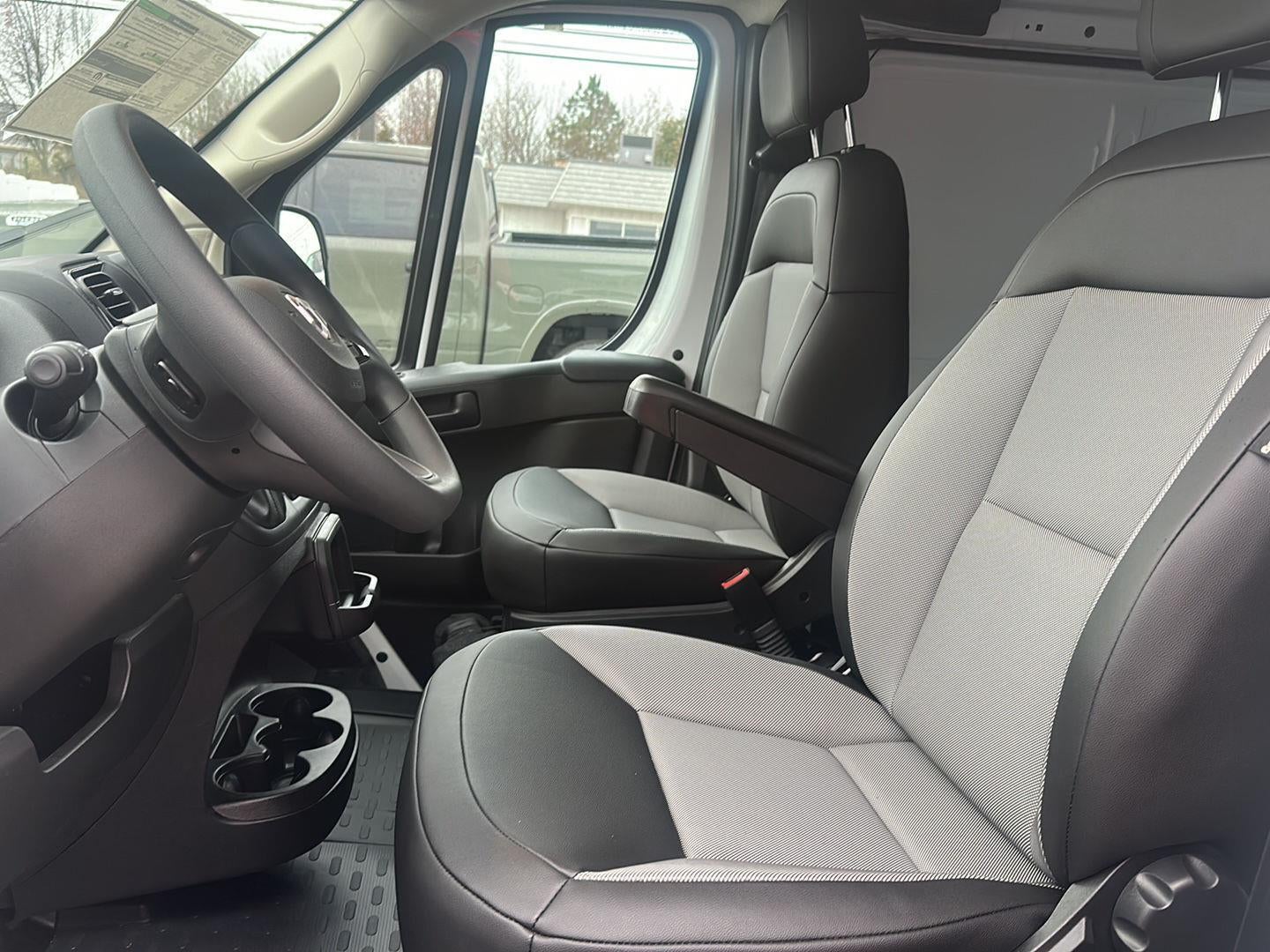 2026 RAM Promaster RAM PROMASTER 1500 TRADESMAN CARGO VAN LOW ROOF 136' WB