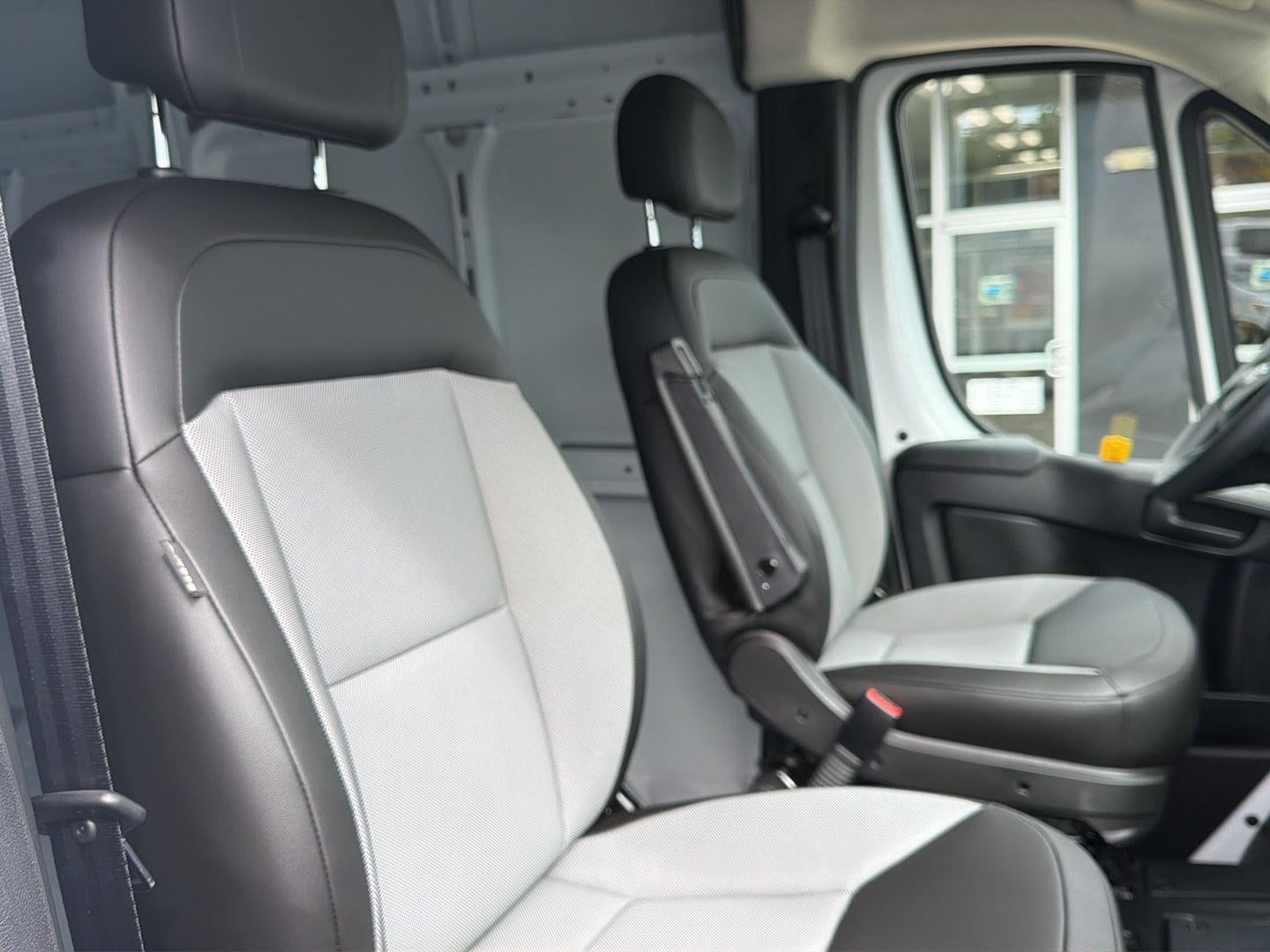 2027 RAM Promaster Tradesman