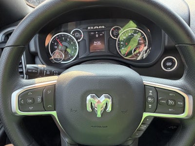 2026 RAM 1500 RAM 1500 TRADESMAN CREW CAB 4X2 5'7' BOX