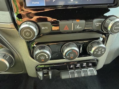 2026 RAM 1500 RAM 1500 TRADESMAN CREW CAB 4X2 5'7' BOX