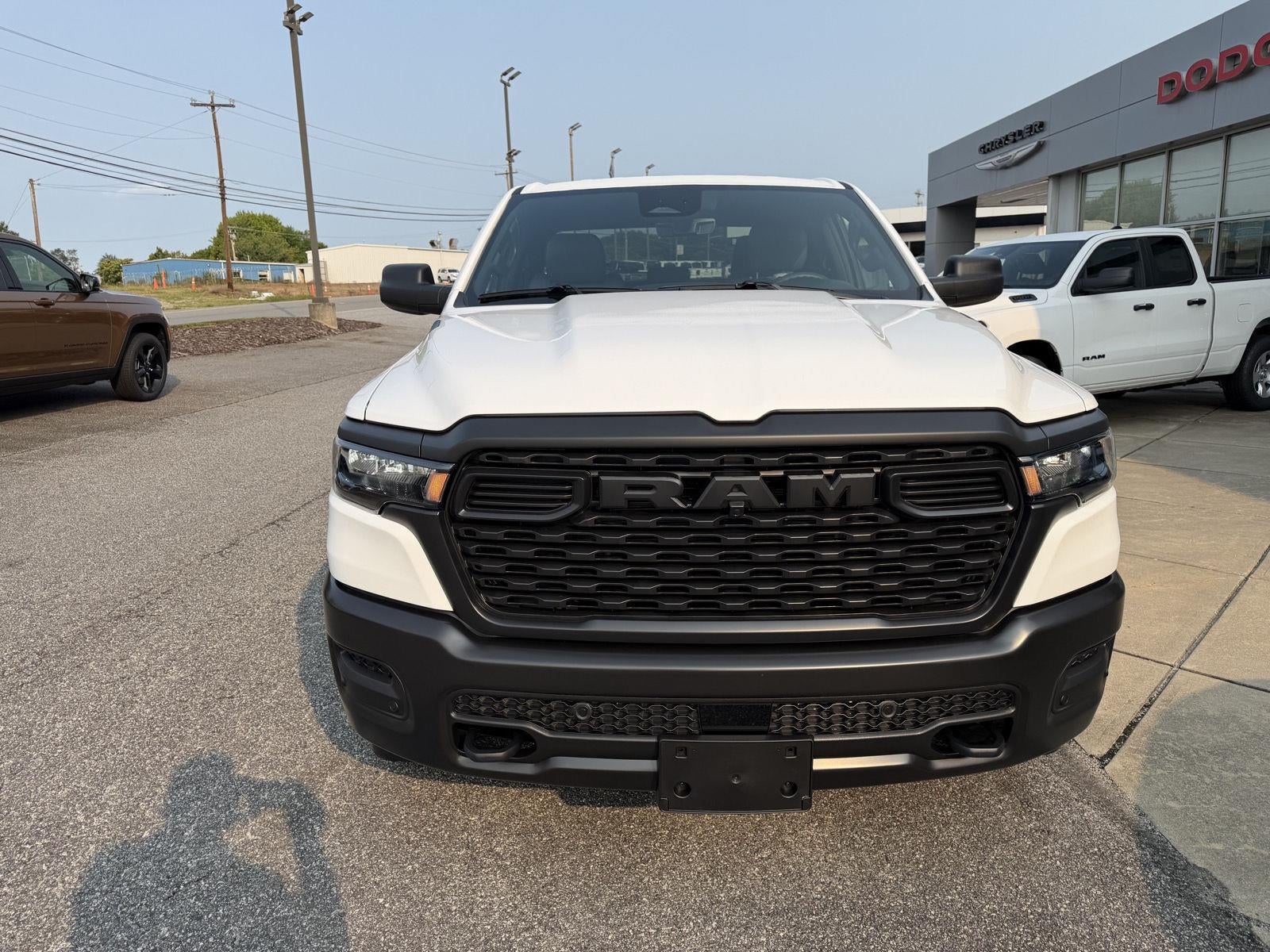 2026 RAM 1500 RAM 1500 TRADESMAN CREW CAB 4X2 5'7' BOX
