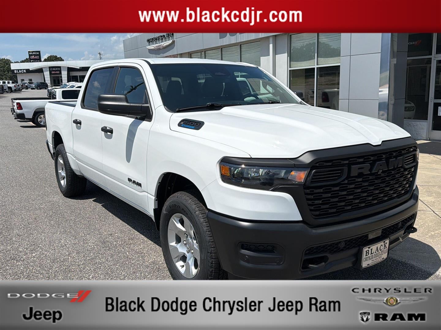 2026 RAM 1500 RAM 1500 TRADESMAN CREW CAB 4X4 5'7' BOX