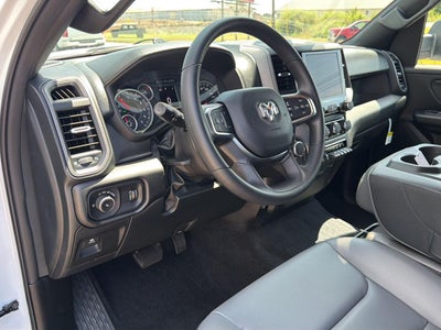 2026 RAM 1500 RAM 1500 TRADESMAN CREW CAB 4X4 5'7' BOX