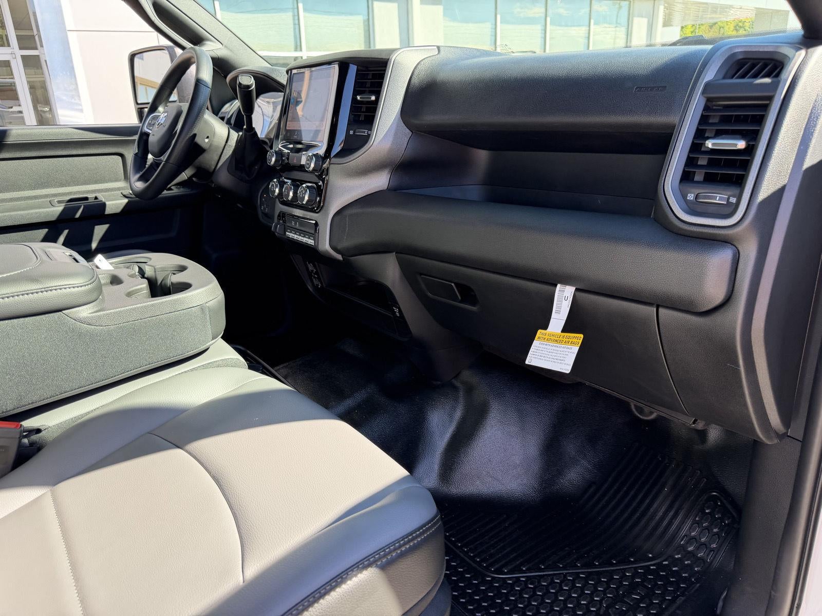 2026 RAM 2500 RAM 2500 TRADESMAN CREW CAB 4X4 6'4' BOX
