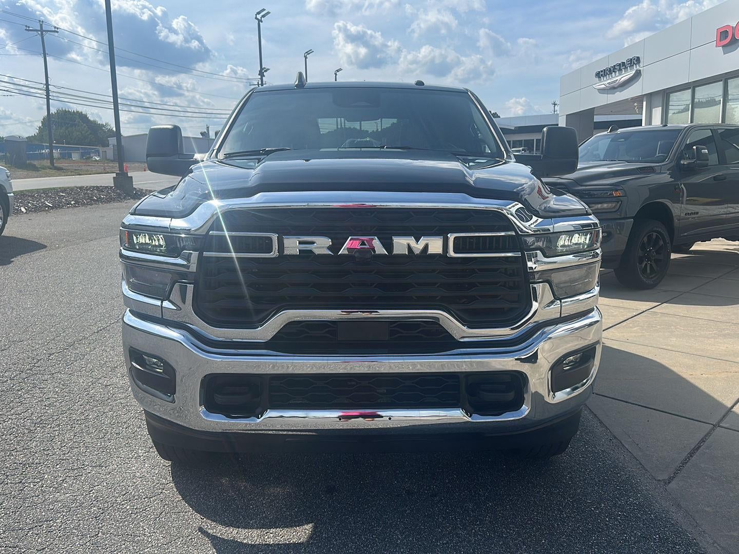 2026 RAM 2500 RAM 2500 TRADESMAN CREW CAB 4X4 6'4' BOX