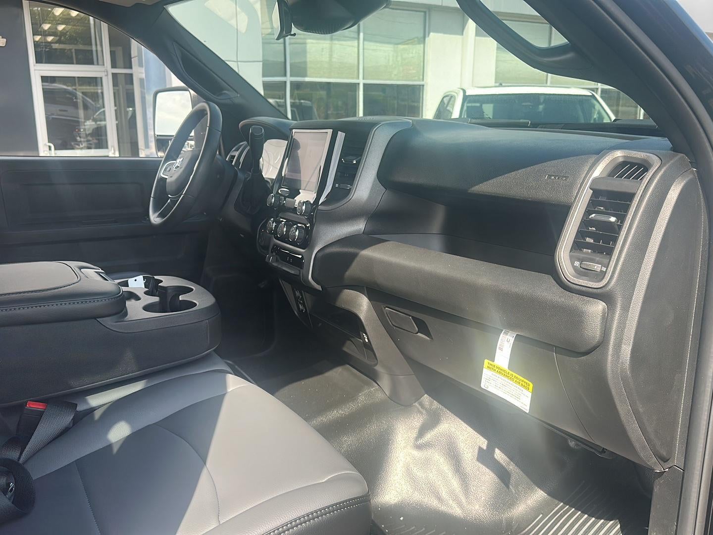 2026 RAM 2500 RAM 2500 TRADESMAN CREW CAB 4X4 6'4' BOX