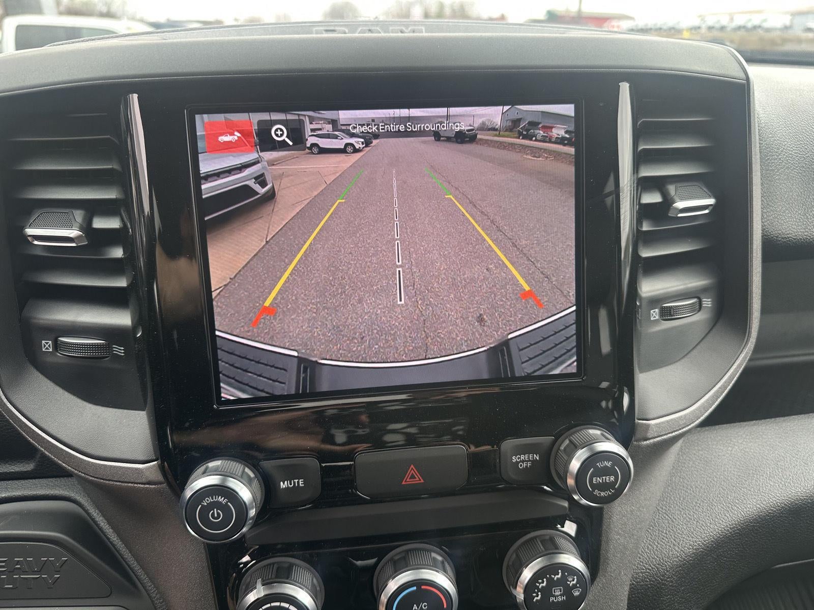 2026 RAM 2500 RAM 2500 TRADESMAN CREW CAB 4X4 6'4' BOX